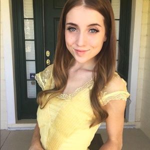 Meet your Posher, Karoline